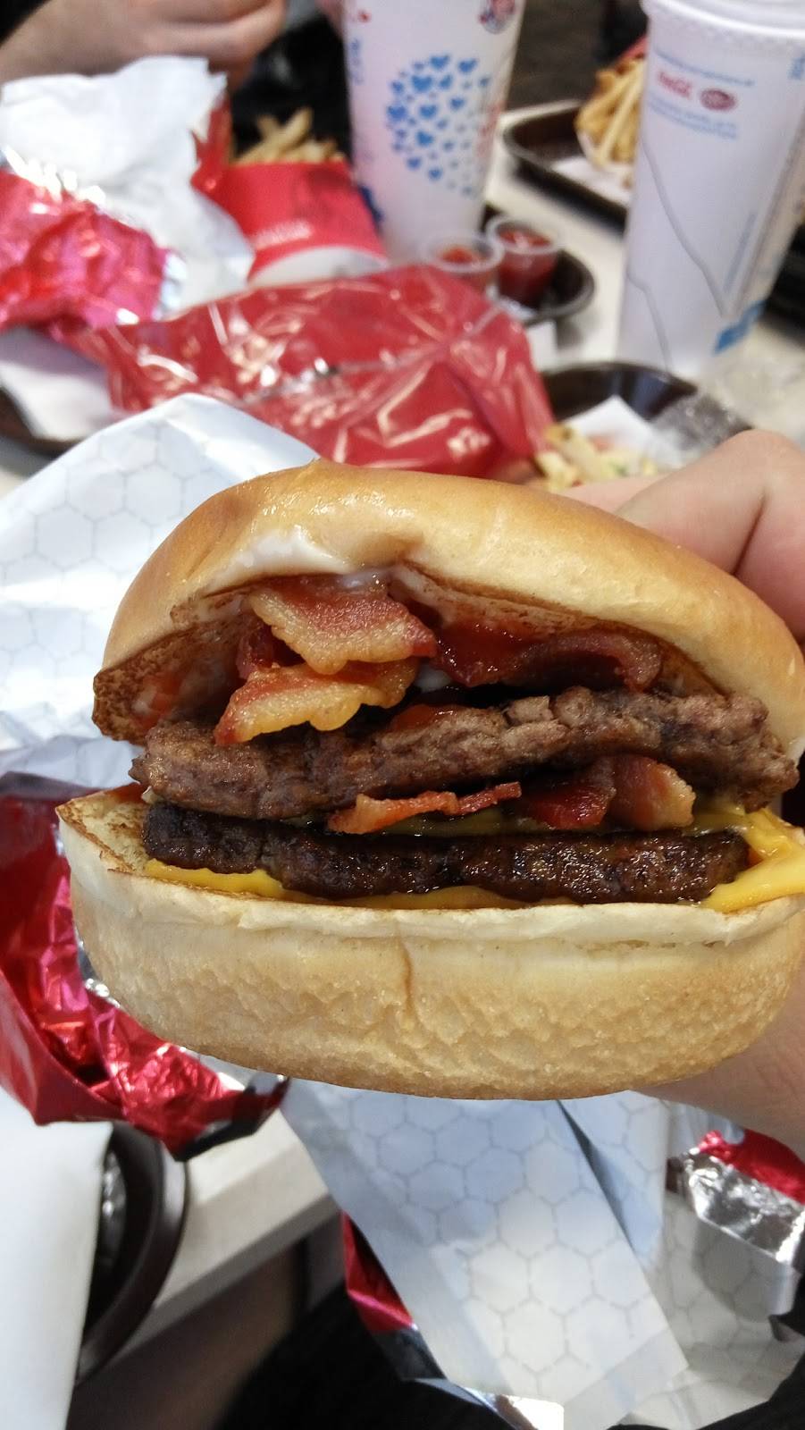 Wendys | restaurant | 400 S Boulder Hwy, Henderson, NV 89015, USA | 7025647533 OR +1 702-564-7533