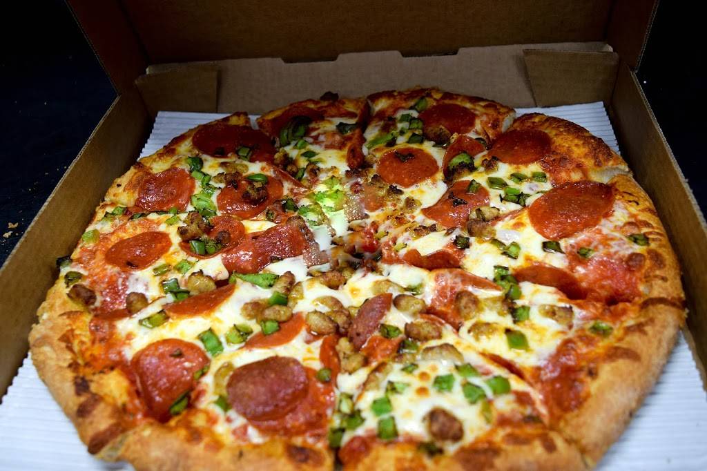 Blackjack Pizza & Salads | meal delivery | 2443 S University Blvd, Denver, CO 80210, USA | 3037225222 OR +1 303-722-5222