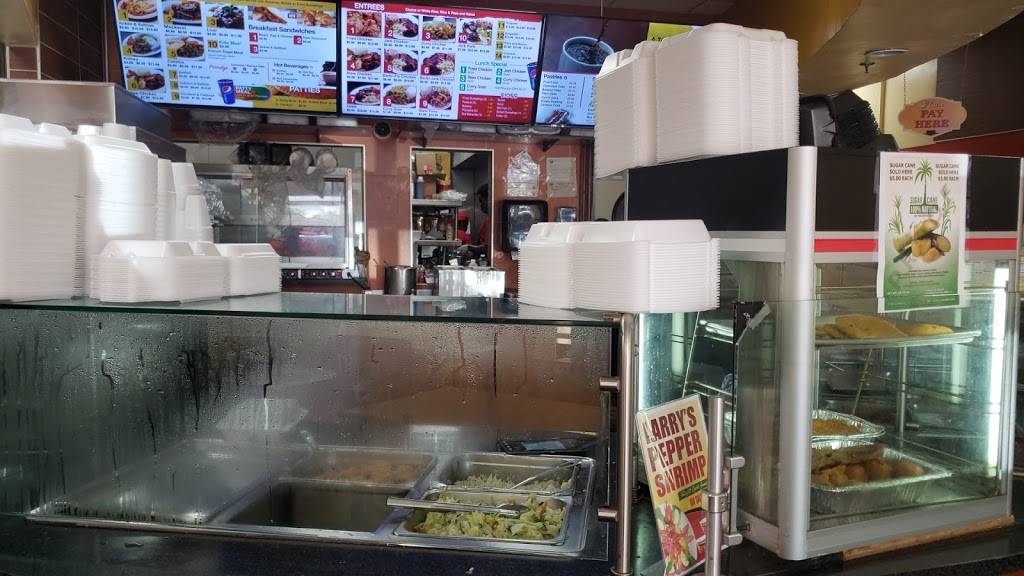 Donnas Caribbean Restaurant | meal takeaway | 3951 W Broward Blvd, Fort Lauderdale, FL 33312, USA | 9543062485 OR +1 954-306-2485