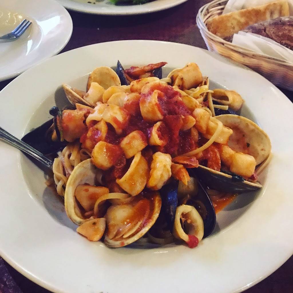 Pomodorino | restaurant | 326 W Jericho Turnpike, Huntington, NY 11743, USA | 6314251196 OR +1 631-425-1196