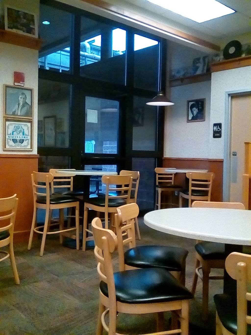 Wendys | restaurant | 617 23rd St Suite 1, Ashland, KY 41101, USA | 6063253533 OR +1 606-325-3533