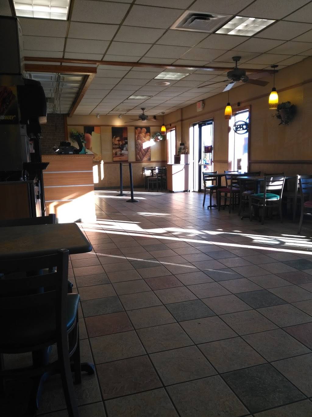 Subway | restaurant | 225 Western Ave, Augusta, ME 04330, USA | 2076221136 OR +1 207-622-1136