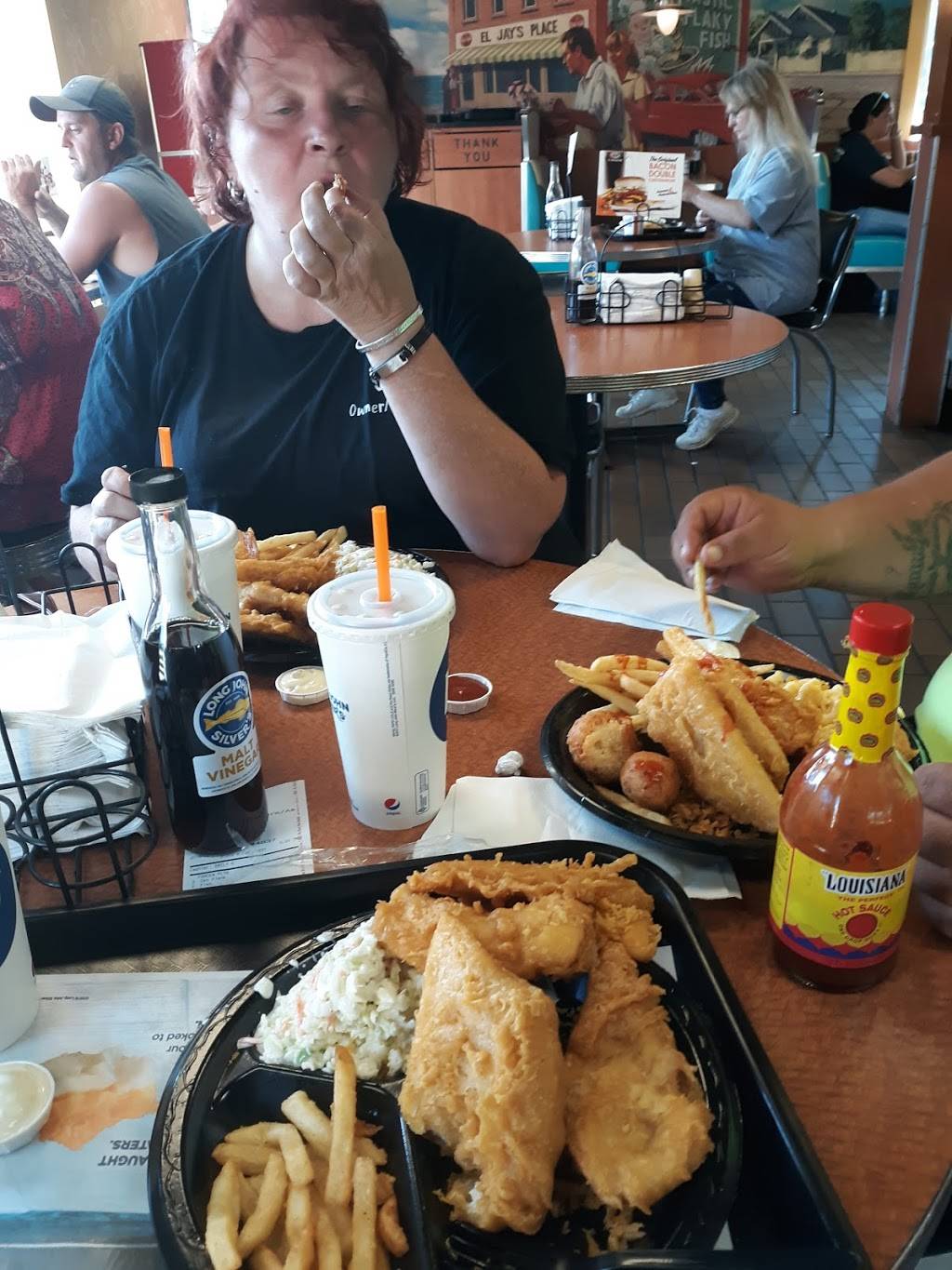 Long John Silvers | restaurant | 641 Greenville Ave, Staunton, VA 24401, USA | 5408850050 OR +1 540-885-0050