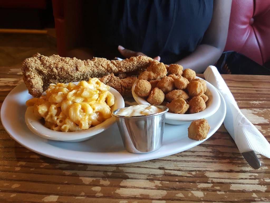 Lo-Los Chicken & Waffles | restaurant | 2040 N Rainbow Blvd, Las Vegas, NV 89108, USA | 7024834311 OR +1 702-483-4311