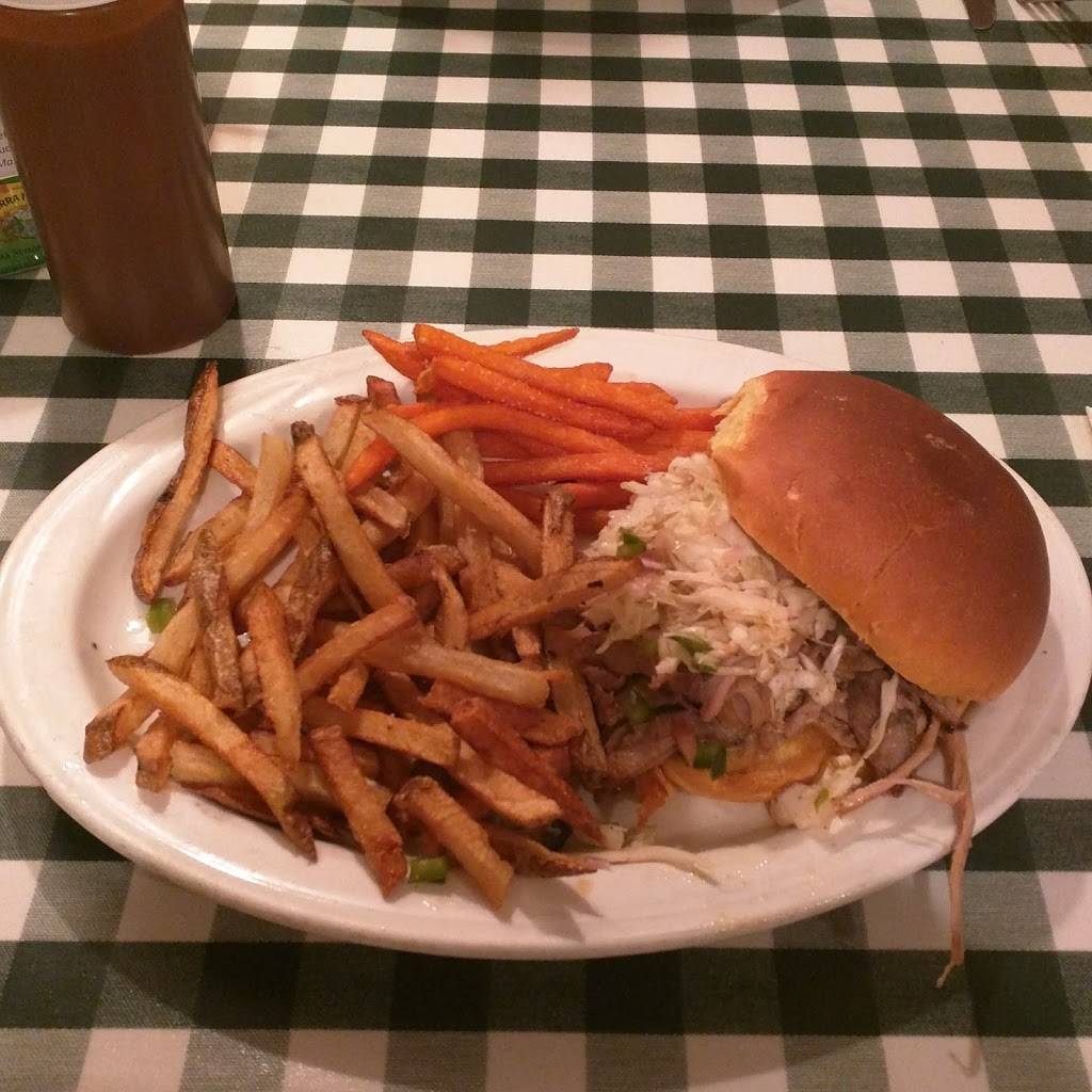 Barnstormer Barbeque | restaurant | 1076 Rte 9W, Fort Montgomery, NY 10922, USA | 8454460912 OR +1 845-446-0912