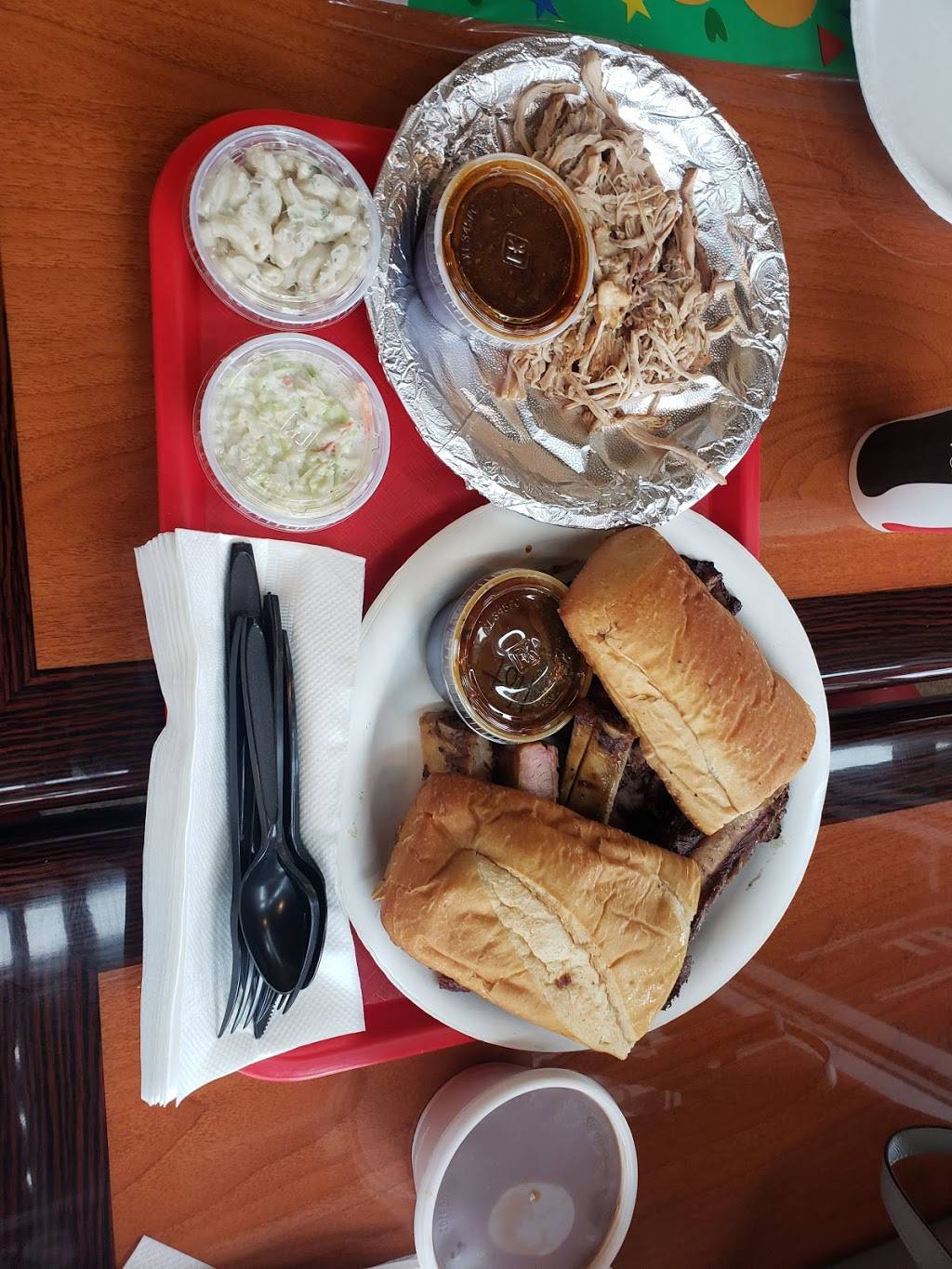 Da hickory house bbq oxnard | restaurant | 2790 Seaglass Way, Oxnard, CA 93036, USA | 8052781453 OR +1 805-278-1453