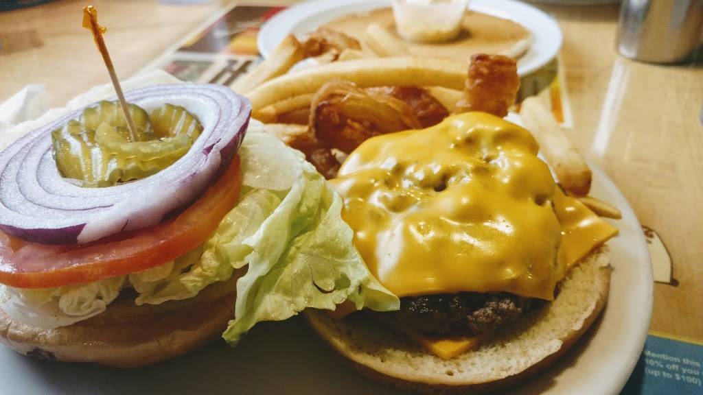 Ollies Diner | restaurant | 5166 W Olive Ave, Glendale, AZ 85302, USA | 6239343232 OR +1 623-934-3232