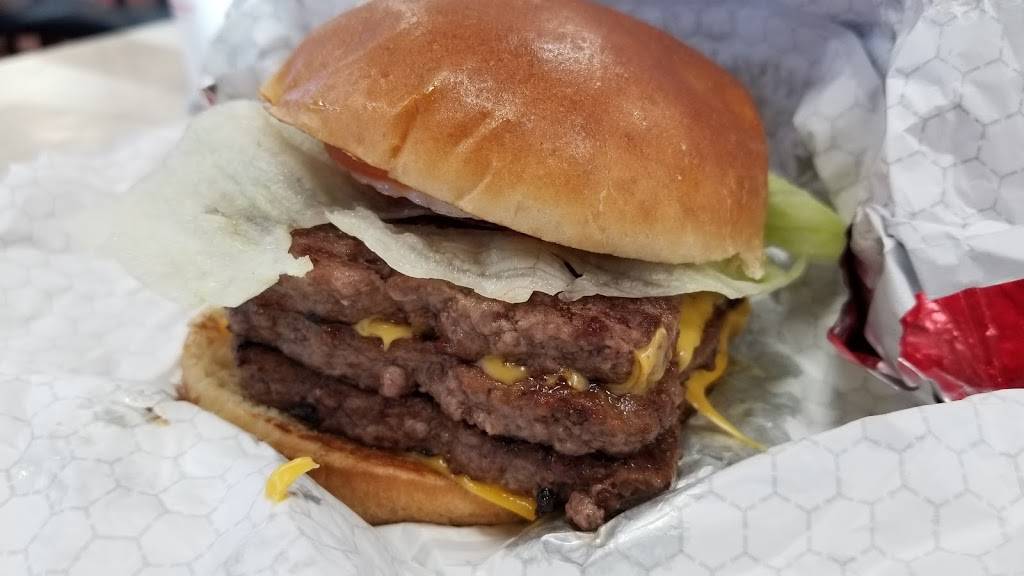 Wendys | restaurant | 603 W Lake Mead Pkwy Drive, Henderson, NV 89015, USA | 7025587364 OR +1 702-558-7364