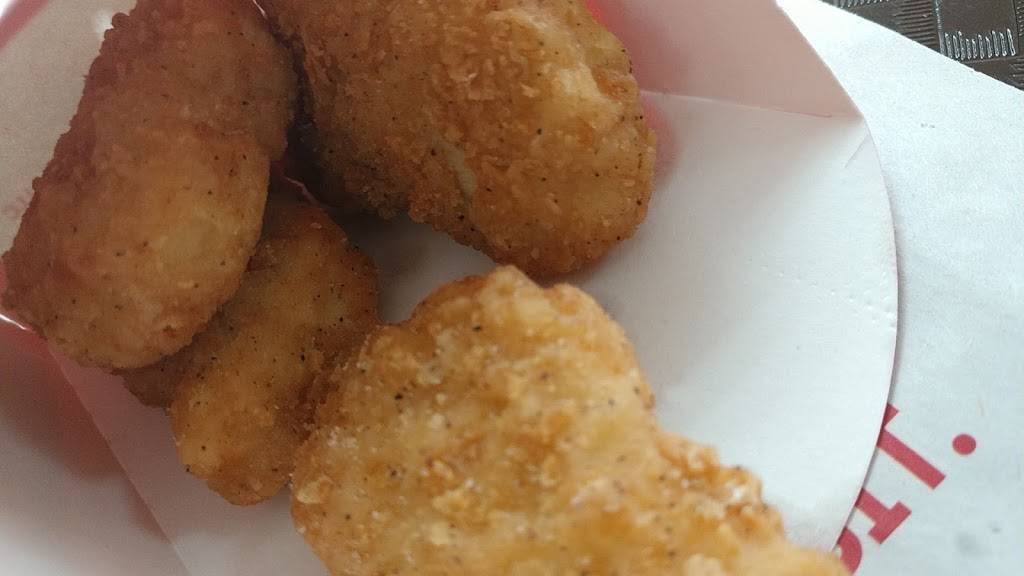 Wendys | restaurant | 3000 Garden St, Titusville, FL 32796, USA | 3212688269 OR +1 321-268-8269