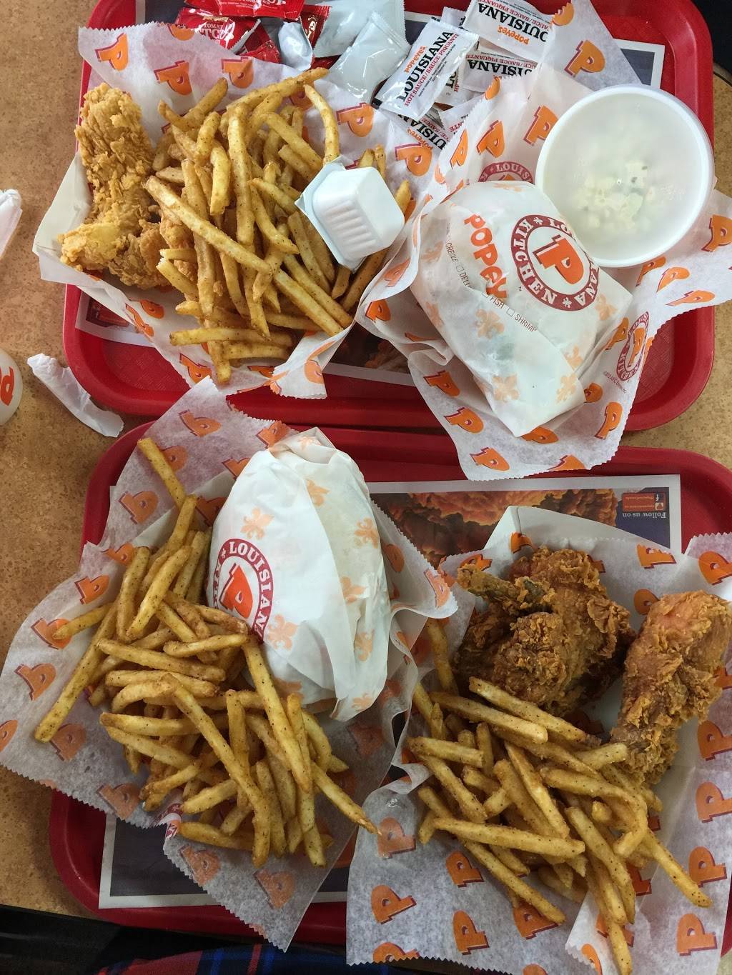 Popeyes® Louisana Kitchen | restaurant | 85 University Ave, Waterloo, ON N2J 2W1, Canada | 5198887766 OR +1 519-888-7766