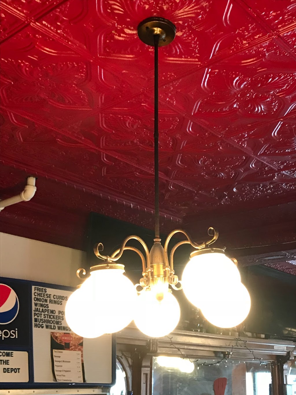 Main Depot | restaurant | 627 W Main St, Madison, WI 53703, USA | 6082573100 OR +1 608-257-3100