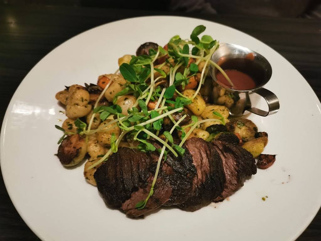 The Keg Steakhouse + Bar - Kanata/Stittsville | restaurant | 15 Huntmar Dr, Stittsville, ON K2S 0P6, Canada | 6138366282 OR +1 613-836-6282