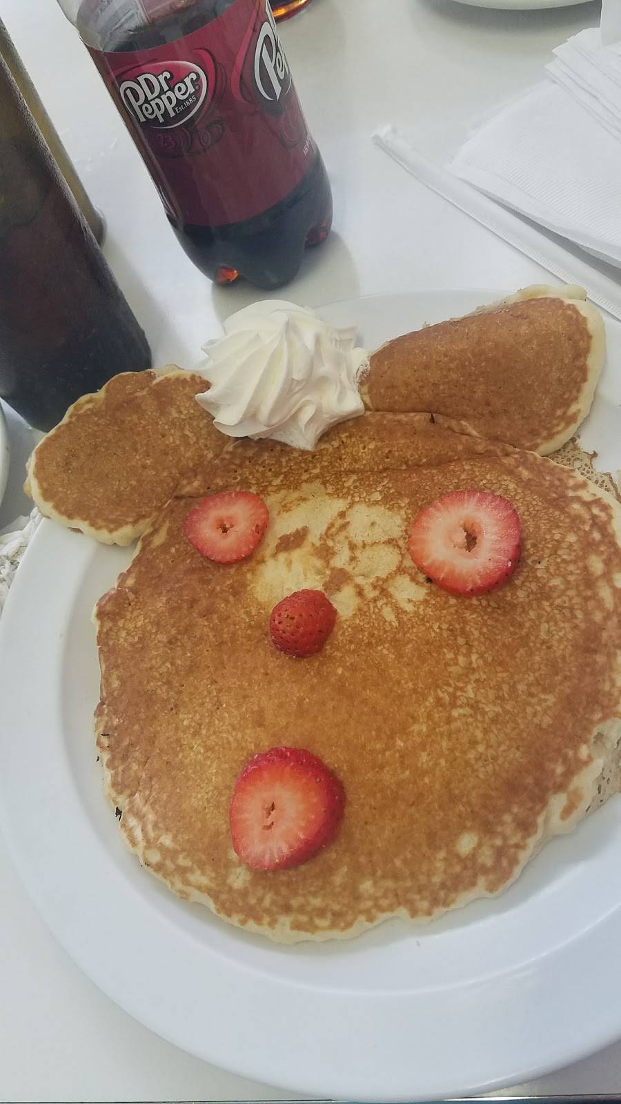 Kountry Kitchen | restaurant | 109 W Moore Ave, Terrell, TX 75160, USA | 9725632176 OR +1 972-563-2176