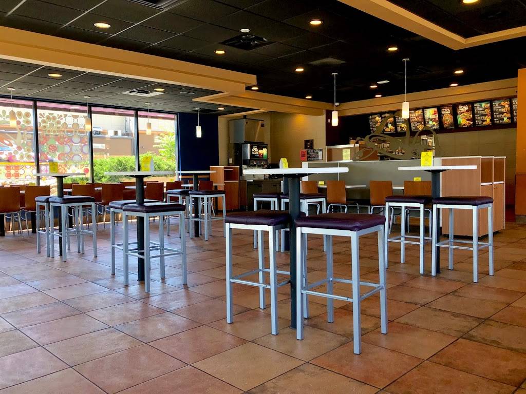 Taco Bell | meal takeaway | 2212 1300 E, Salt Lake City, UT 84106, USA | 8014679727 OR +1 801-467-9727