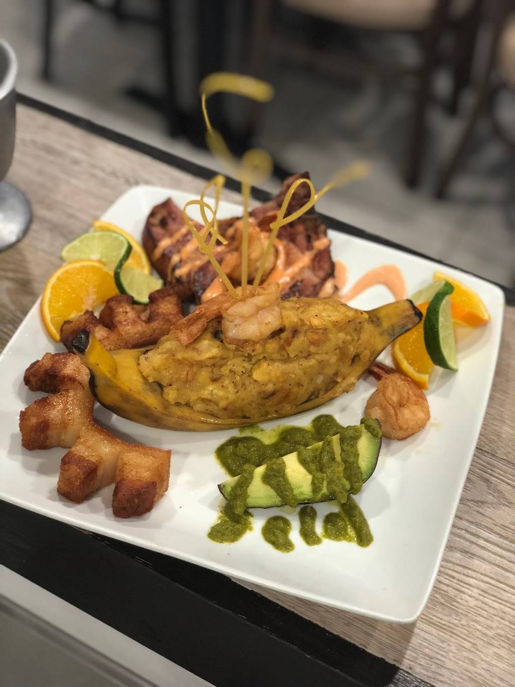 La Yaroa Tropical Restaurant | restaurant | 186 Thalia Village Shoppes, Virginia Beach, VA 23452, USA | 7577553200 OR +1 757-755-3200