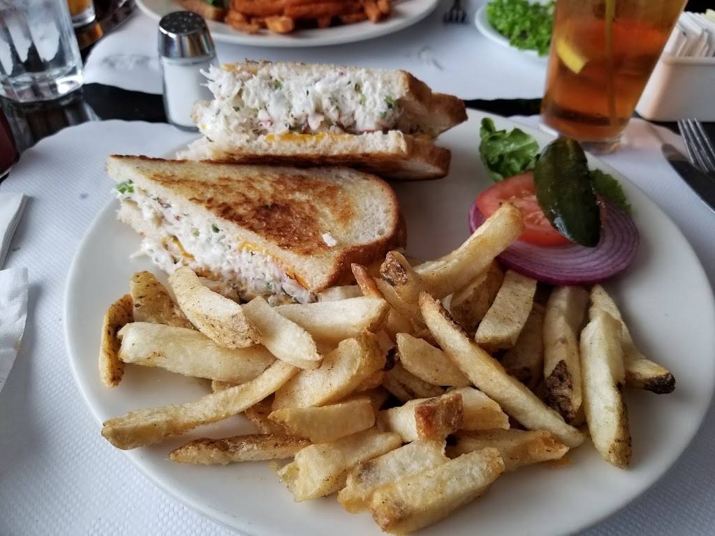 Vallemar Station | restaurant | 2125 Coast Hwy, Pacifica, CA 94044, USA | 6503597411 OR +1 650-359-7411