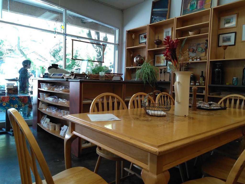 Farmers Kitchen Cafe at Natural Food Works | restaurant | 624 4th St, Davis, CA 95616, USA | 5307561862 OR +1 530-756-1862