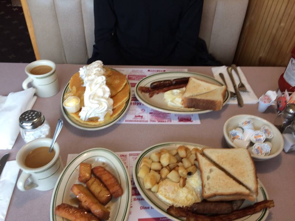 Scramblers II | restaurant | 2 Greenville Ave, Johnston, RI 02919, USA | 4012723859 OR +1 401-272-3859