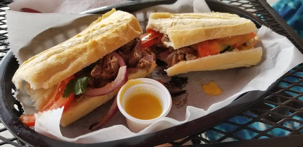 Gustitos Peruvian Bakery & Cafe | bakery | 5417 Airport-Pulling Rd, Naples, FL 34109, USA | 2392548115 OR +1 239-254-8115