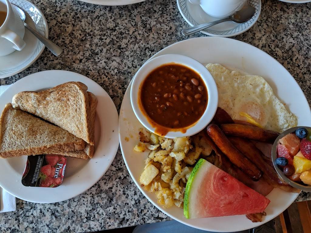 Moes World Famous Newport Restaurant & Donna’s Express | restaurant | 322 Churchill Ave N, Ottawa, ON K1Z 5B9, Canada | 6137229998 OR +1 613-722-9998