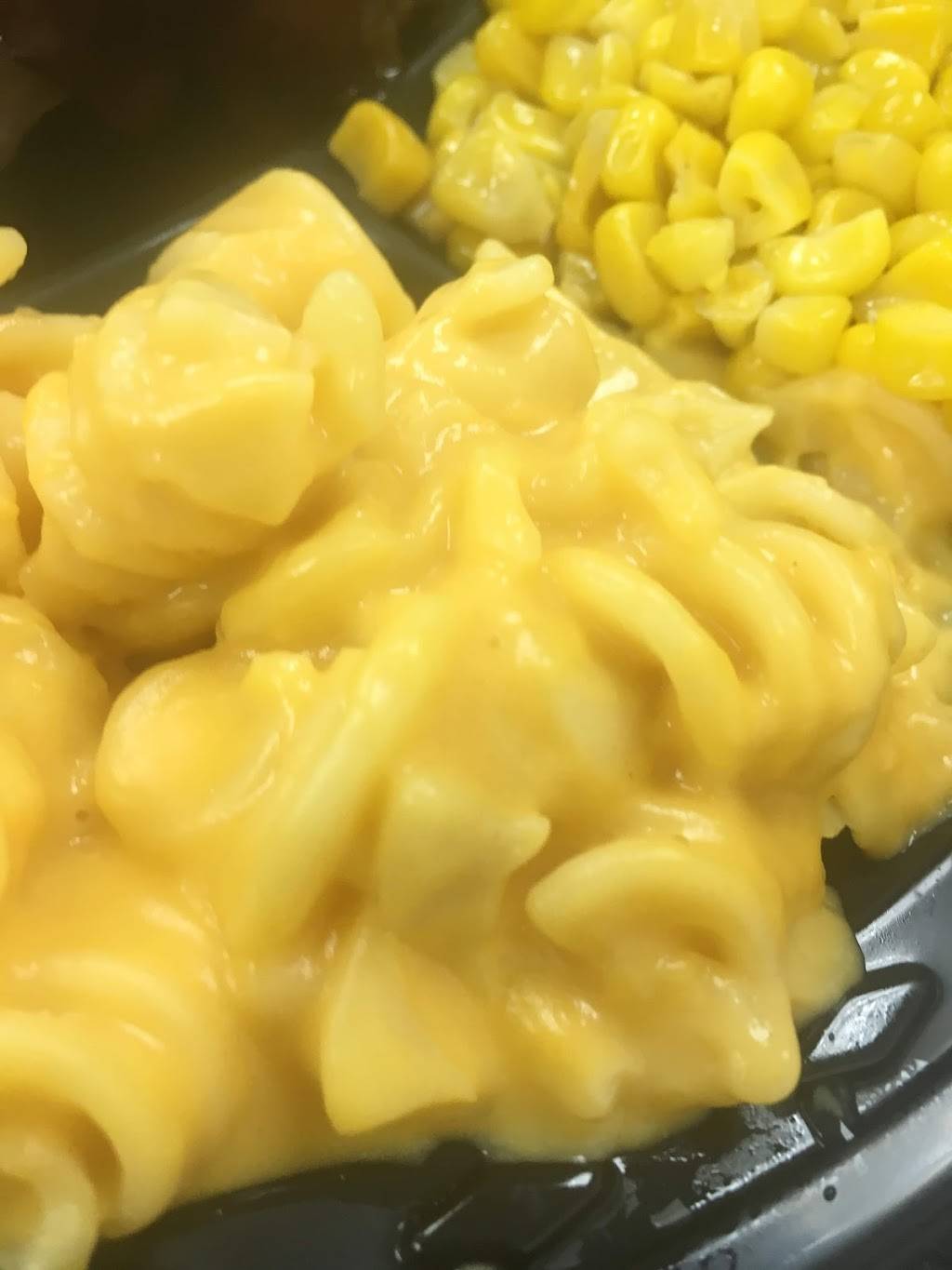 Boston Market | restaurant | 2091 Hillside Avenue, New Hyde Park, NY 11040, USA | 5163282424 OR +1 516-328-2424