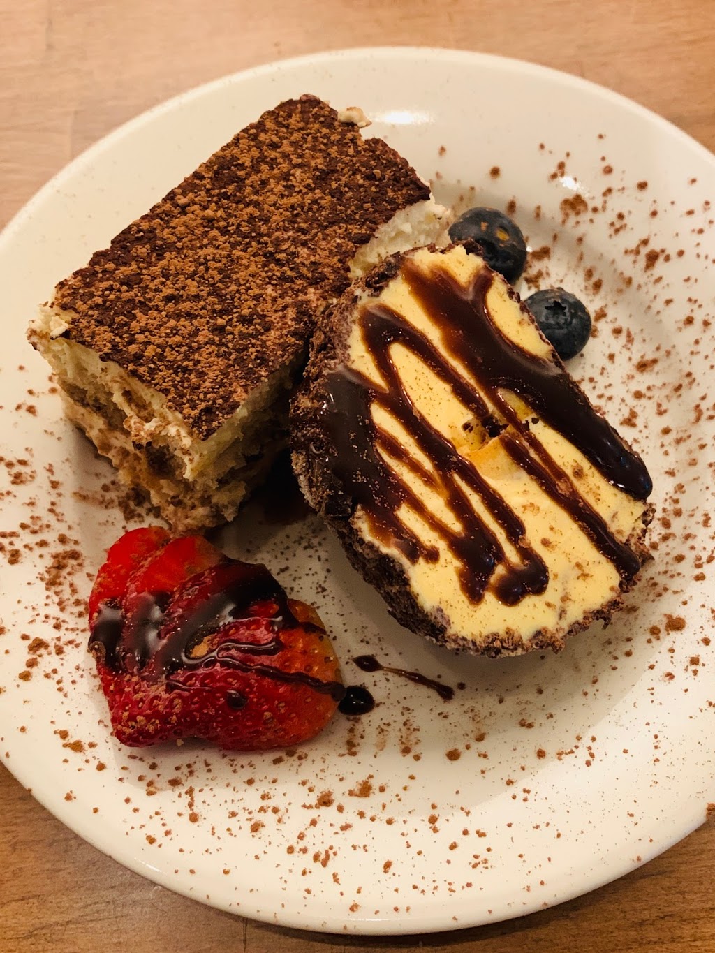 Bistro La Baia BYOB | restaurant | 1700 Lombard St, Philadelphia, PA 19146, USA | 2676871561 OR +1 267-687-1561