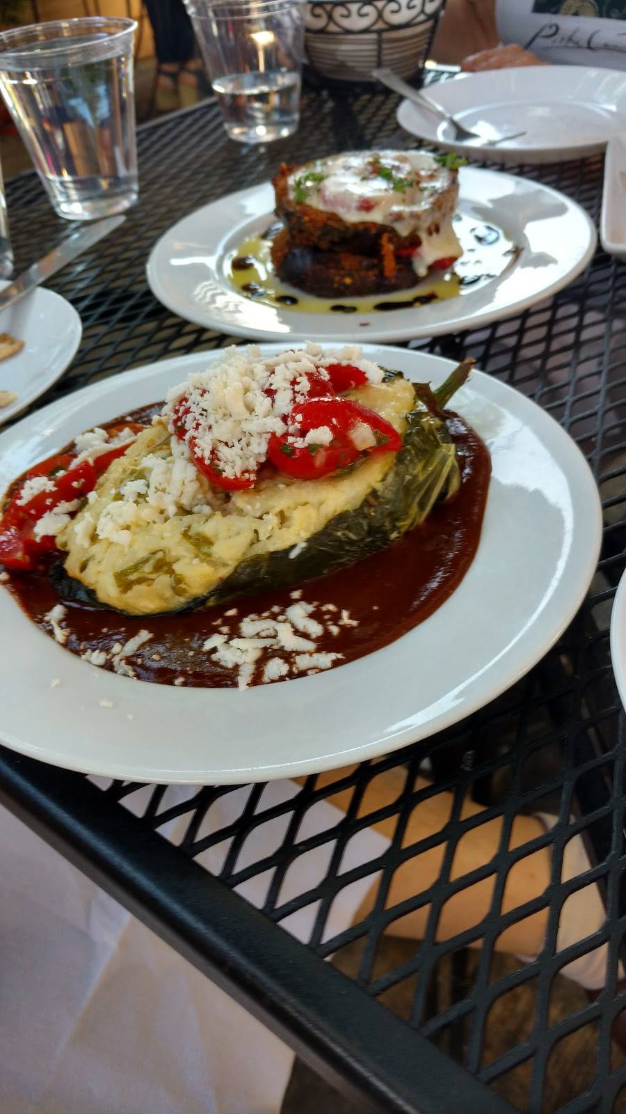 Ficelle | restaurant | 5 C E Main St, Winters, CA 95694, USA | 5307959593 OR +1 530-795-9593