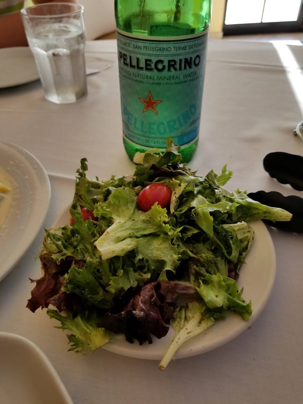 La Perla di Pompano | bakery | 420 N Federal Hwy, Pompano Beach, FL 33062, USA | 7542229174 OR +1 754-222-9174