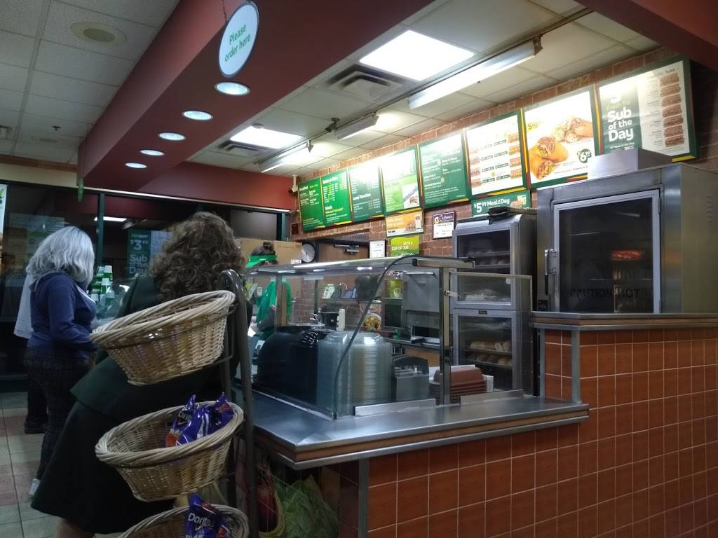 Subway Restaurants | restaurant | 4326 E Cactus Rd C01, Phoenix, AZ 85032, USA | 6024240813 OR +1 602-424-0813