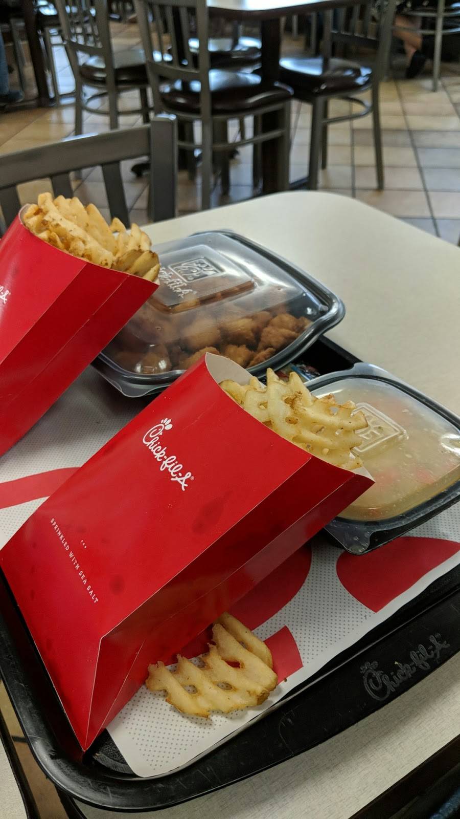 Chick-fil-A | restaurant | 5615 W Loop 1604 N, San Antonio, TX 78253, USA | 2106473090 OR +1 210-647-3090