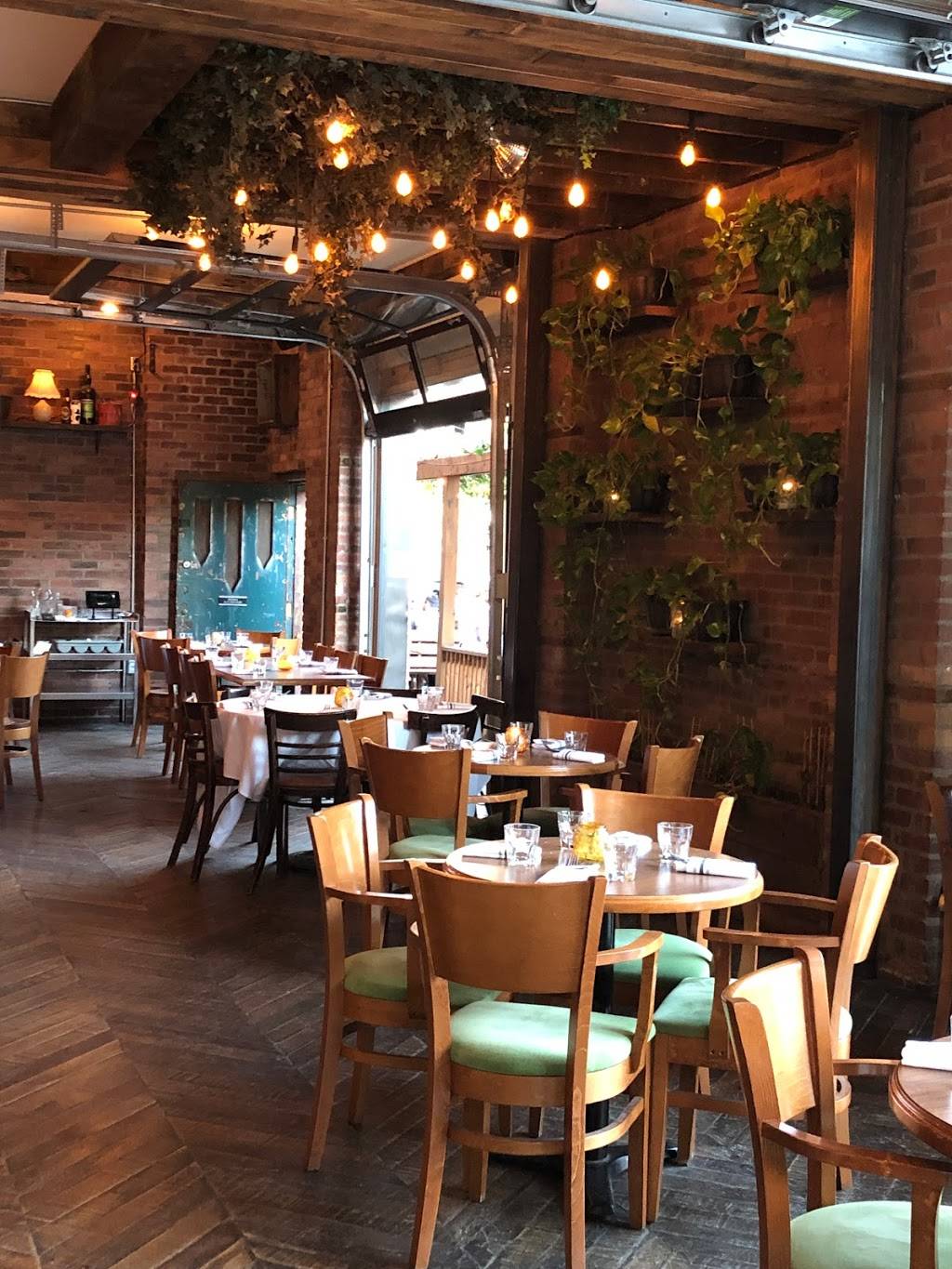 Knox | restaurant | 1871 Rue Centre, Montréal, QC H3K 1J1, Canada | 5149333523 OR +1 514-933-3523