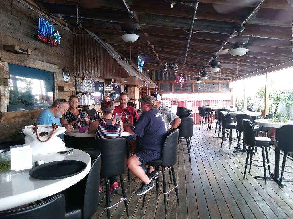 Oakleys Texas Bar and Grill | restaurant | 816 N Valley Mills Dr, Waco, TX 76710, USA | 2547767372 OR +1 254-776-7372