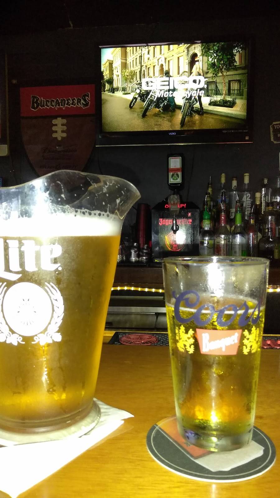 The Long Bar Pub & Grill | restaurant | 4701 Normandy Dr, Tampa, FL 33615, USA | 8138909059 OR +1 813-890-9059