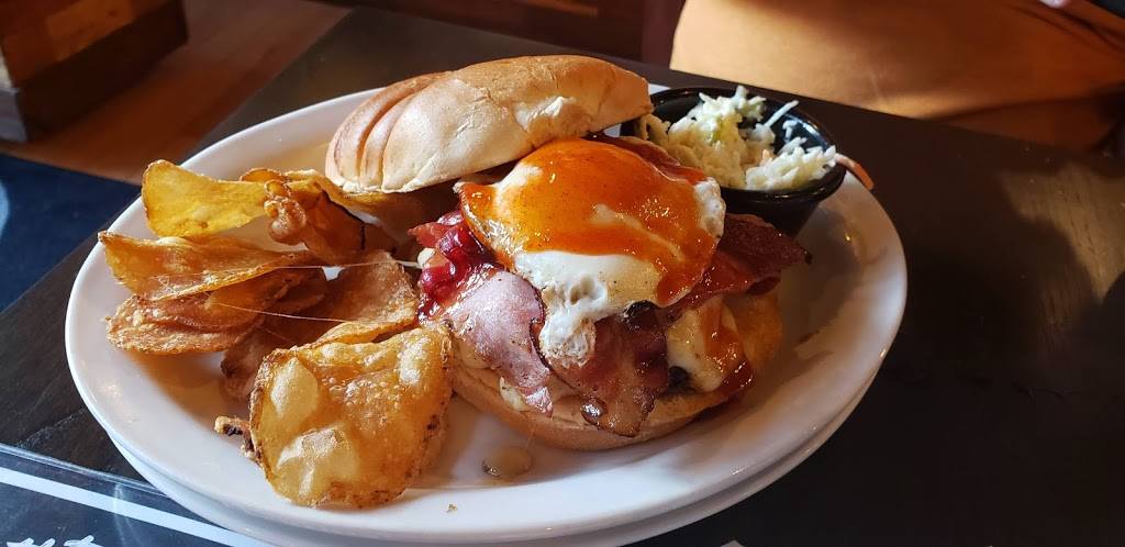 Boston Burger Company | restaurant | 133 Washington St, Salem, MA 01970, USA | 9784145910 OR +1 978-414-5910