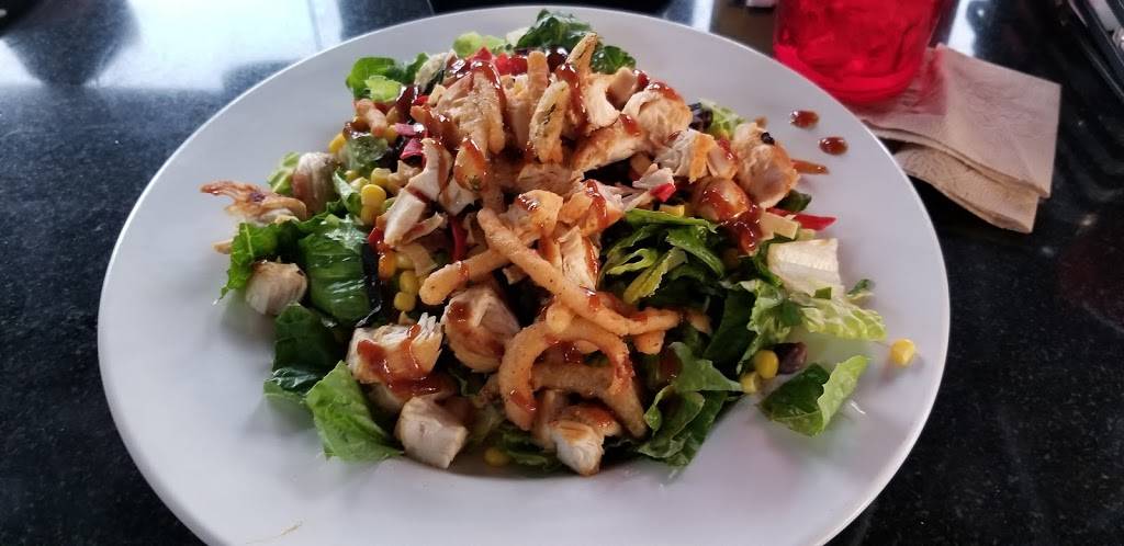 Pluckers Wing Bar | restaurant | 300 Mays Crossing Dr Ste 300, Round Rock, TX 78664, USA | 5126719464 OR +1 512-671-9464