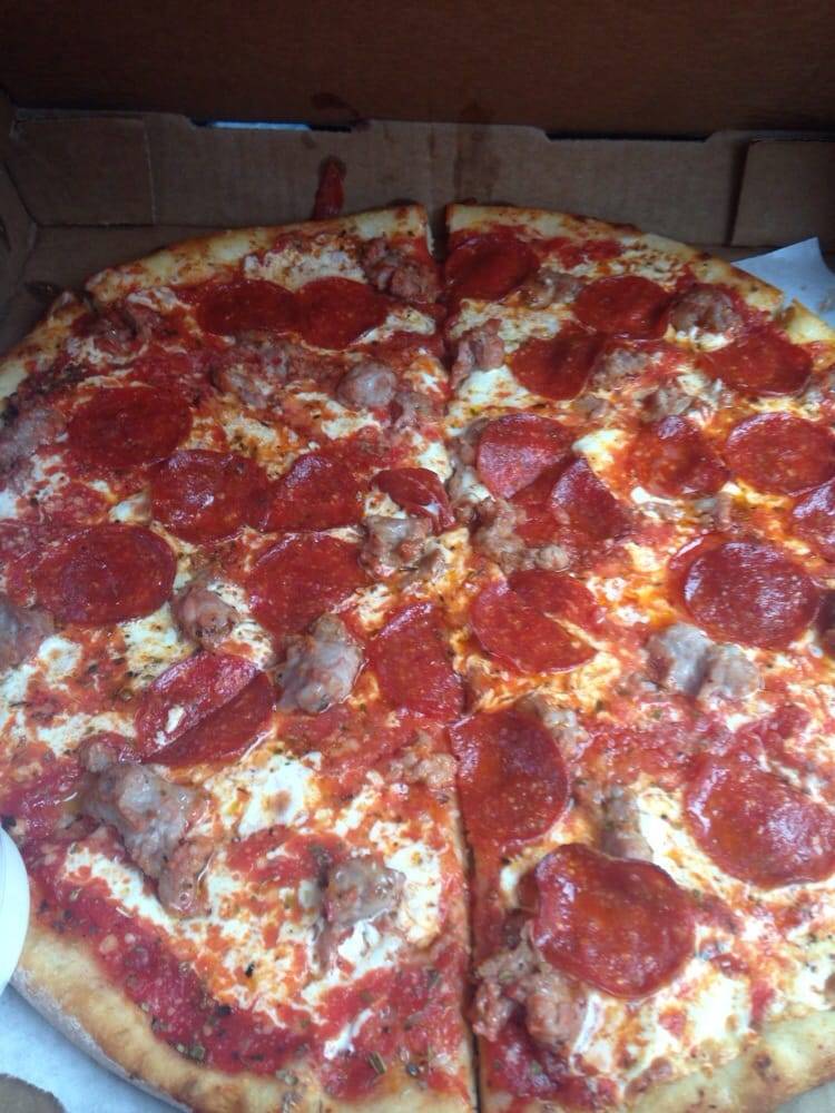 Luna Pizza - West Hartford | restaurant | 999 Farmington Ave, West Hartford, CT 06107, USA | 8602330326 OR +1 860-233-0326