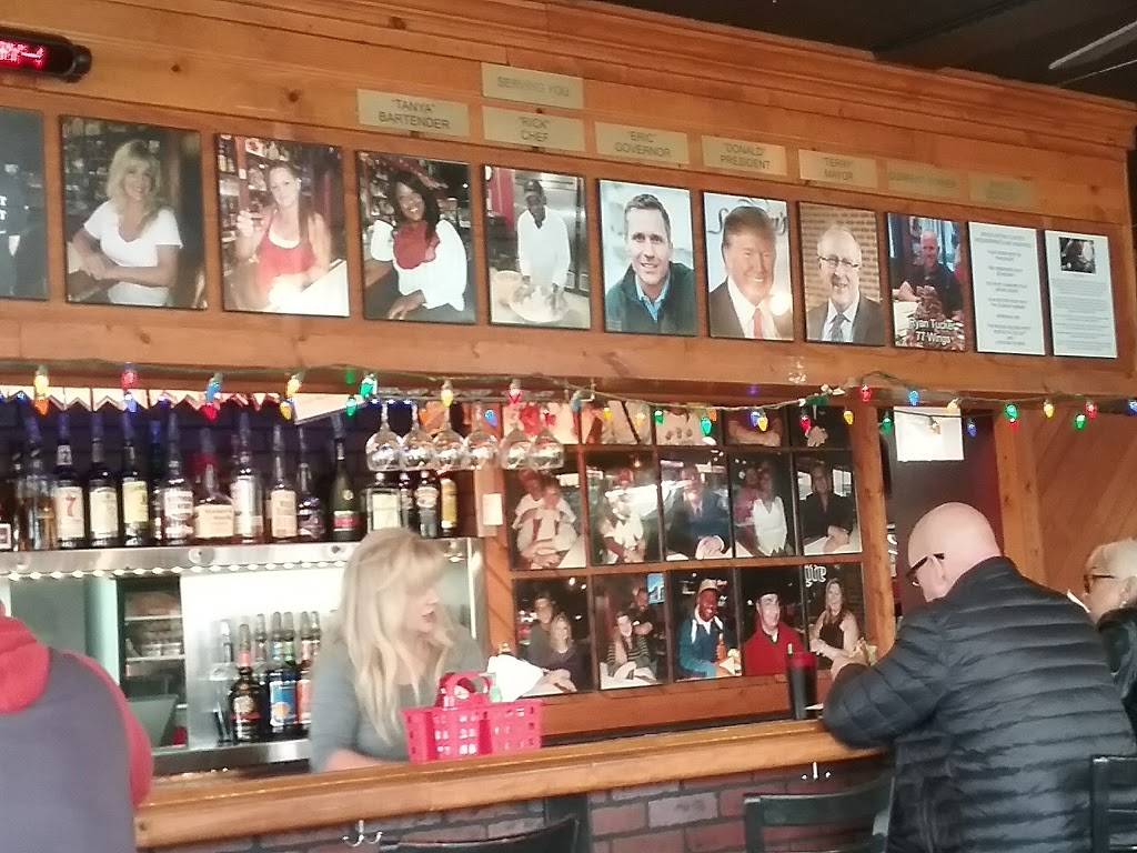 Friends Bar & Grill | restaurant | 12207 Natural Bridge Rd, Bridgeton, MO 63044, USA | 3147393000 OR +1 314-739-3000