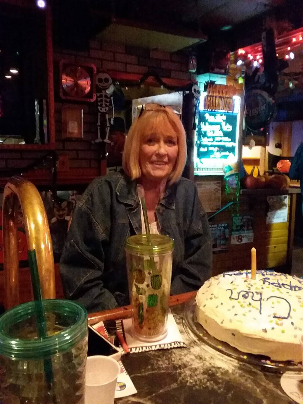 Papa Joes Sports Bar & Grill | restaurant | 1011 Walden Ave, Buffalo, NY 14211, USA | 7168918165 OR +1 716-891-8165