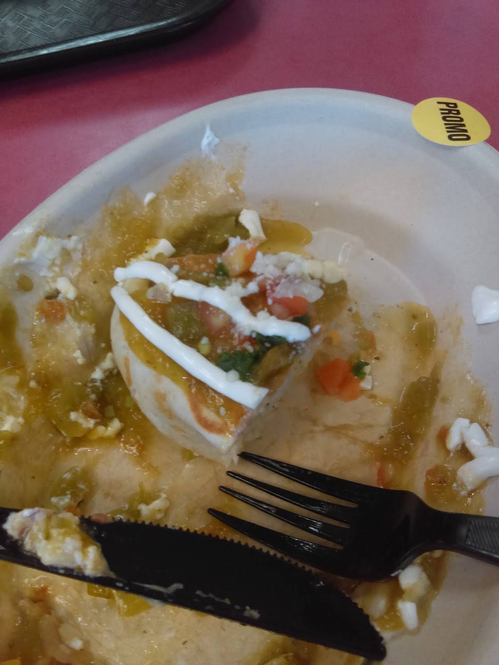 Carls Jr. Green Burrito | restaurant | 1202 N 51st Ave, Phoenix, AZ 85043, USA | 6022693119 OR +1 602-269-3119