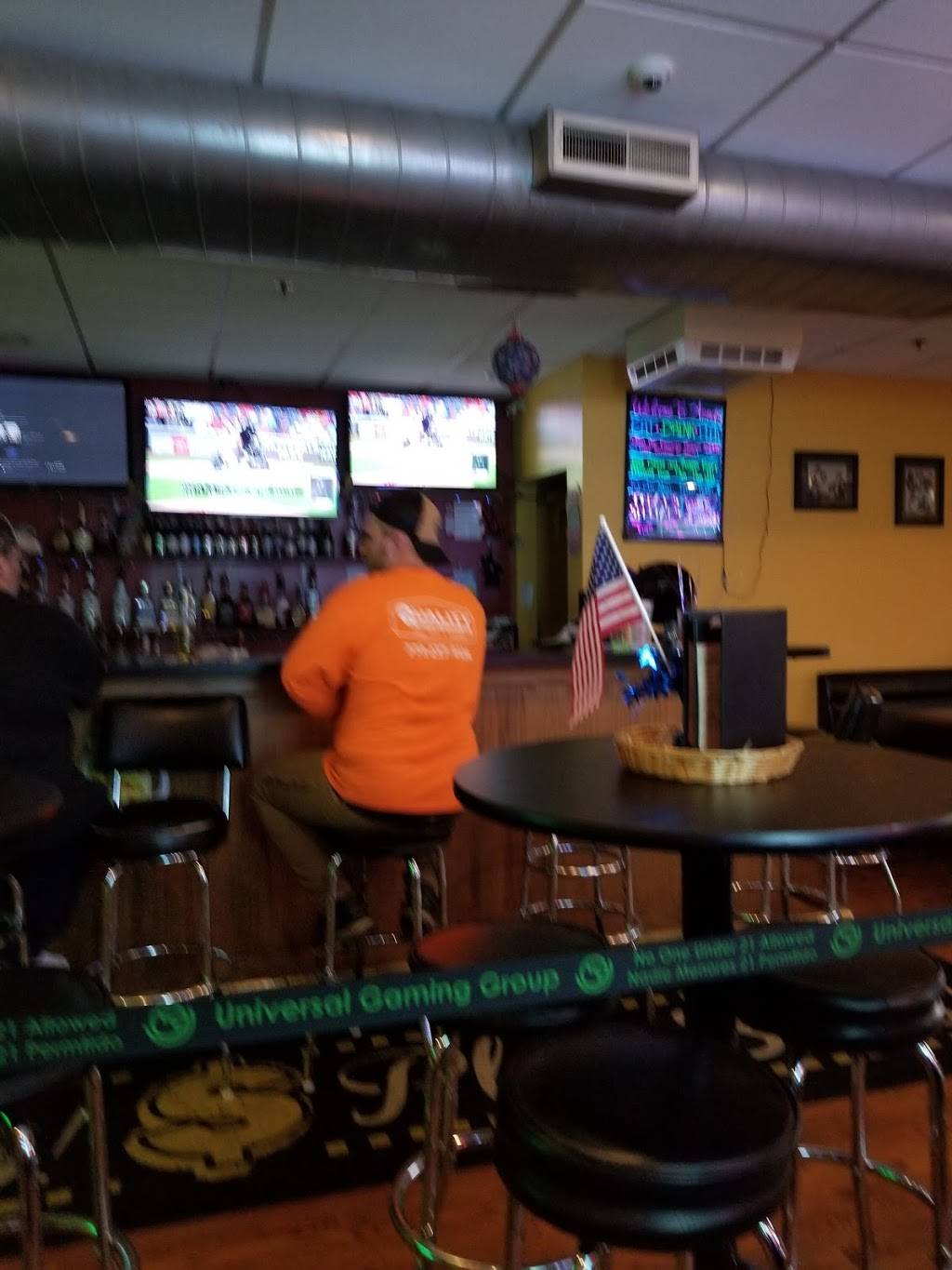 Annas Place | restaurant | 10261 Roosevelt Rd, Westchester, IL 60154, USA | 7083975100 OR +1 708-397-5100