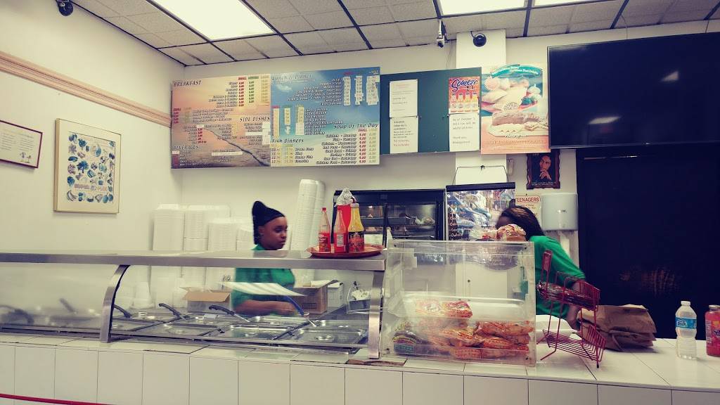 Jahm Skes | restaurant | 1291 Albany Ave, Hartford, CT 06112, USA | 8602467778 OR +1 860-246-7778