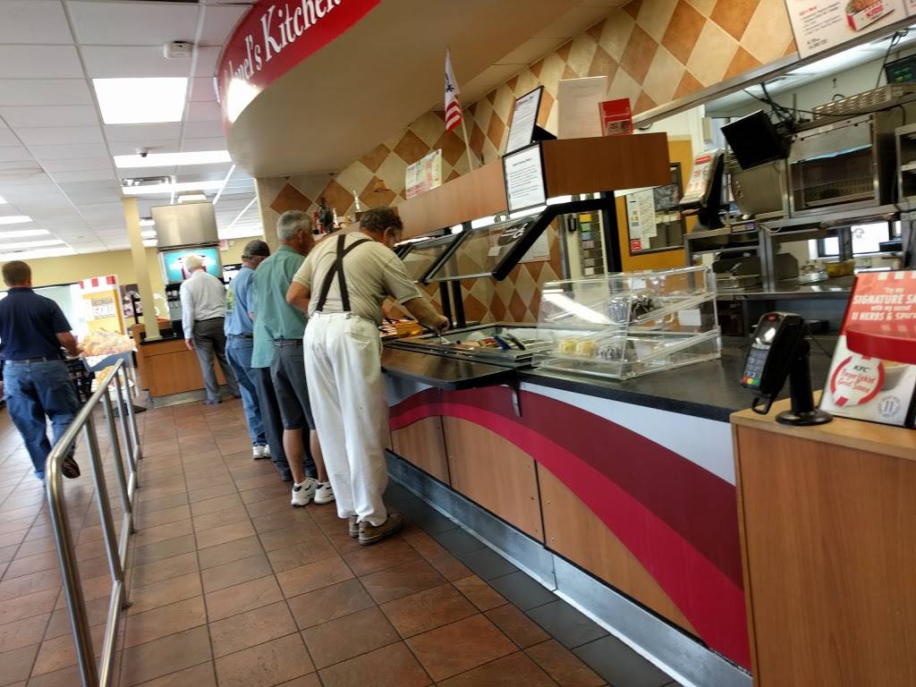 KFC | restaurant | 308 Greenhill Blvd NW, Fort Payne, AL 35967, USA | 2569979919 OR +1 256-997-9919