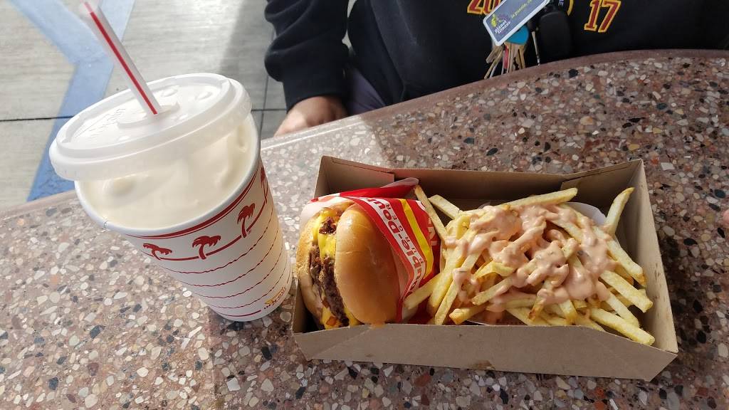 In-N-Out Burger | restaurant | 15259 Amar Rd, La Puente, CA 91744, USA | 8007861000 OR +1 800-786-1000