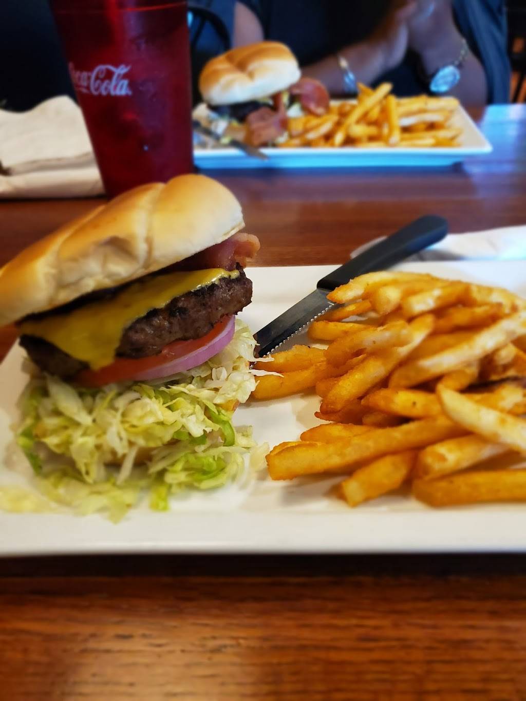 Hudsons Public House | restaurant | 27 E Sheridan Ave, Oklahoma City, OK 73104, USA | 4056054995 OR +1 405-605-4995