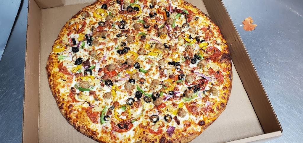 Reginos Pizza | restaurant | 1300 Finch Ave W, North York, ON M3J 3K2, Canada | 4166630663 OR +1 416-663-0663