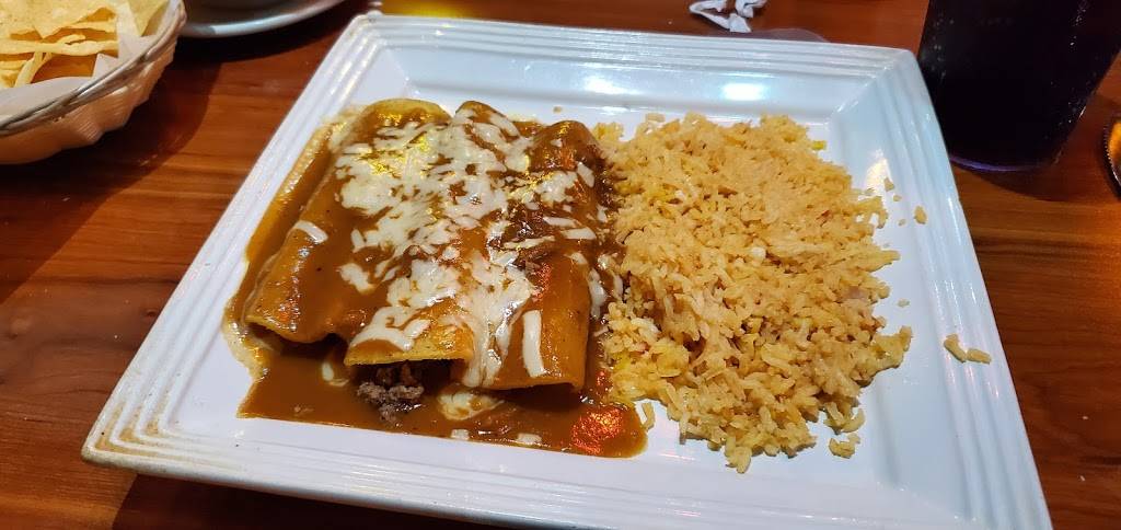Los Portales | restaurant | 8876 Dallas Acworth Hwy Ste #130, Dallas, GA 30132, USA | 6784038069 OR +1 678-403-8069