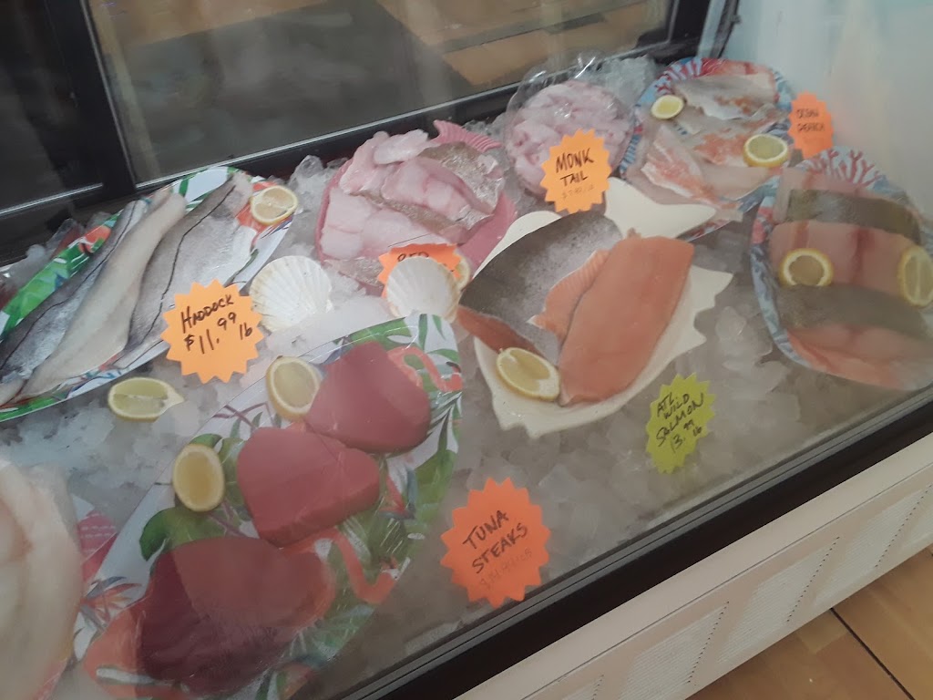 Grouper Seafood Market | restaurant | FLEAMASTERS FLEAMARKET 4135 Dr Martin Luther King Jr Blvd (Blue 89, Fort Myers, FL 33916, USA | 9418226572 OR +1 941-822-6572