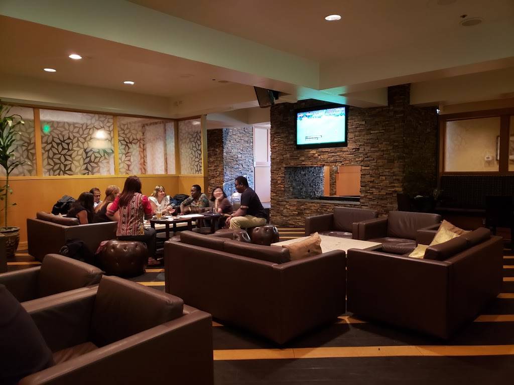 McKays | restaurant | 3540 S Figueroa St, Los Angeles, CA 90007, USA | 2137434111 OR +1 213-743-4111