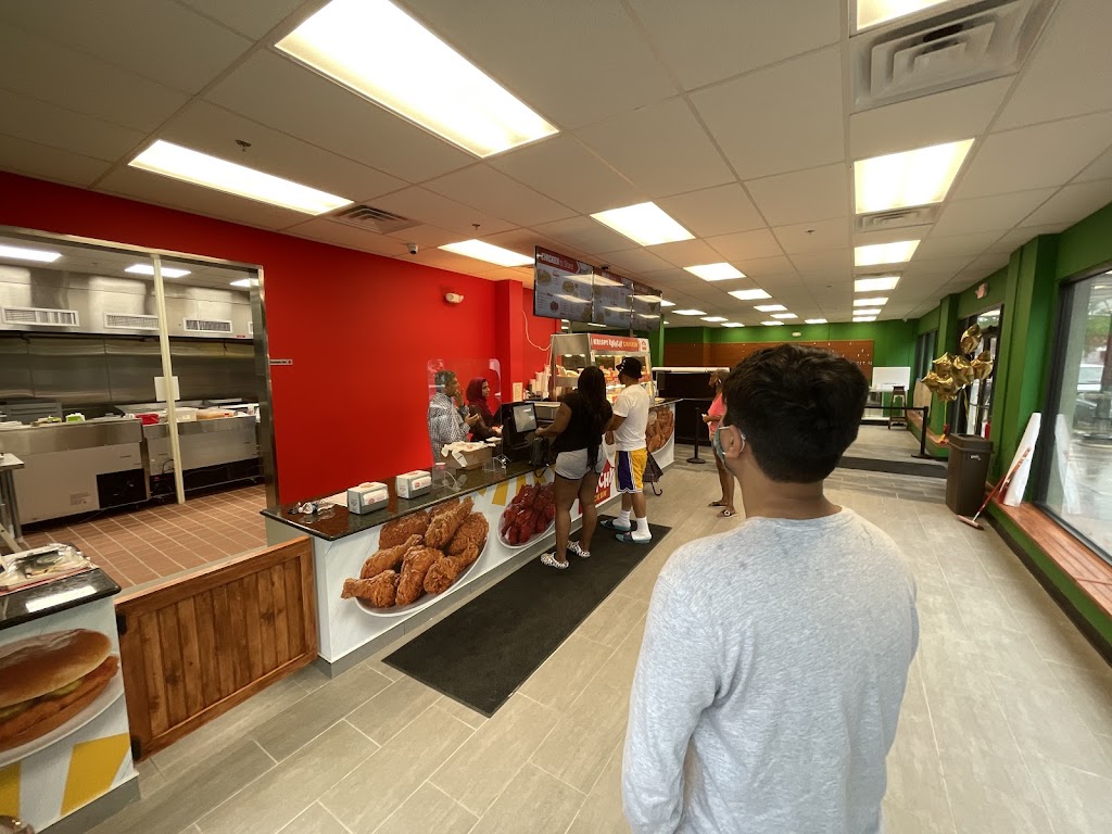 Krispy Krunchy Chicken | restaurant | 716 N 7th St, Allentown, PA 18102, USA | 6104334237 OR +1 610-433-4237