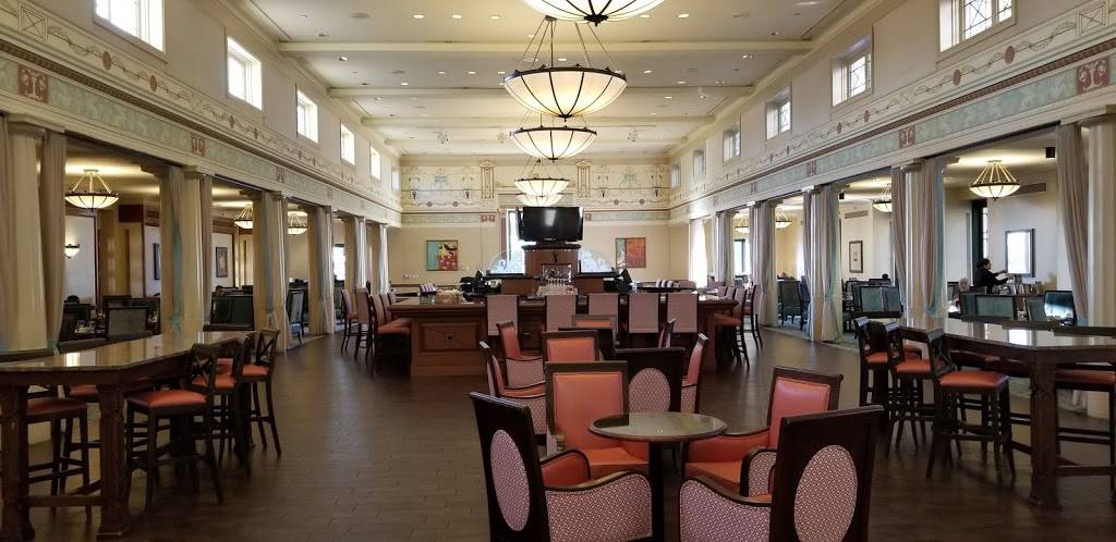 Marchands Bar & Grill | restaurant | 501 5th Ave NE, St. Petersburg, FL 33701, USA | 7278248072 OR +1 727-824-8072